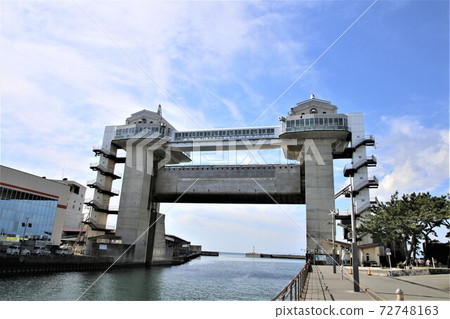 Numazu Port Large-scale Observation Lock "Byuo" 72748163