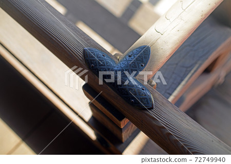 Decorative metal fittings in the corridor of Daikakuji Shinden 72749940