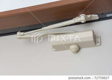 Door closer 72750027