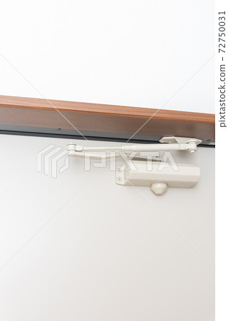 Door closer 72750031