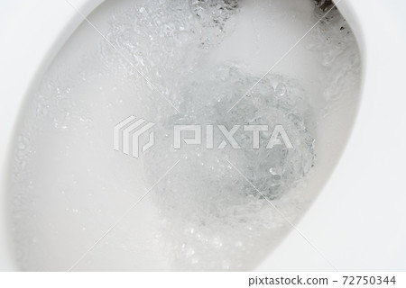 西式馬桶水 72750344