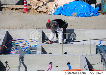 Plumbing work 72750624
