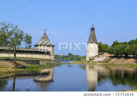 Tower of Pskov Krom 72751616