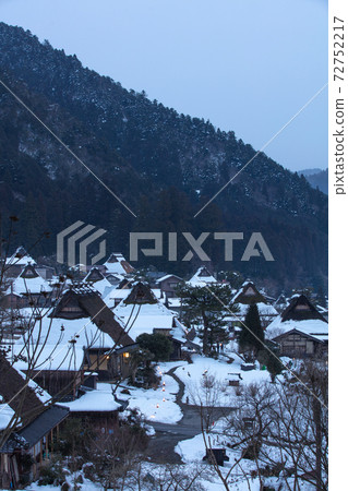 京都府美山K之佐藤雪燈廊照明 72752217