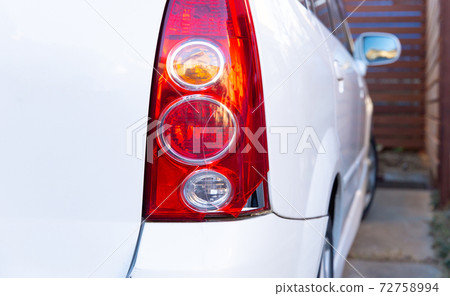 Broken tail lamp 72758994