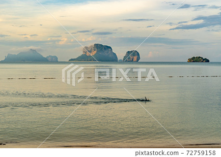 Beautiful morning at Pranang Cave Beach, Railay, Krabi, Thailand 72759158