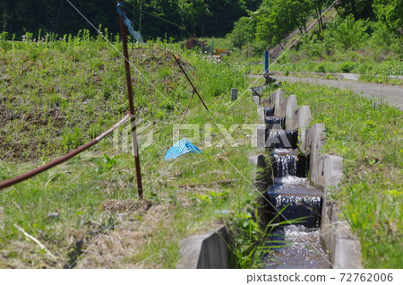 山地農田和水路 72762006