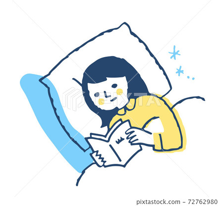 一個女人在床上看書 72762980