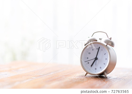 Risingsun Clocks And Gifts  Wholesale Supplier of Wall Clock  Antique  Telephone from Bengaluru