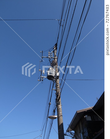 Telephone pole 72767483