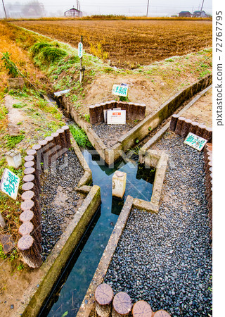 Sa玉縣，群馬縣和To木縣的農村邊界上的三個縣的邊界的冬季風光 72767795