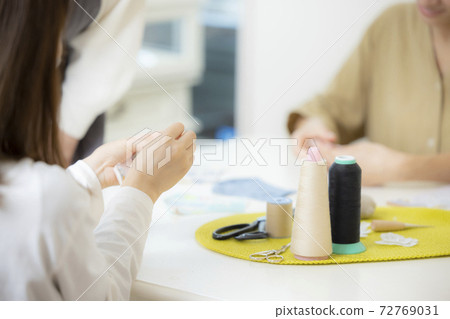 縫紉班手工口罩車間 72769031