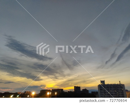 藍天 藍天 72770934