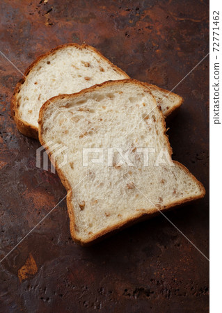Rye bread Rye bread 72771462