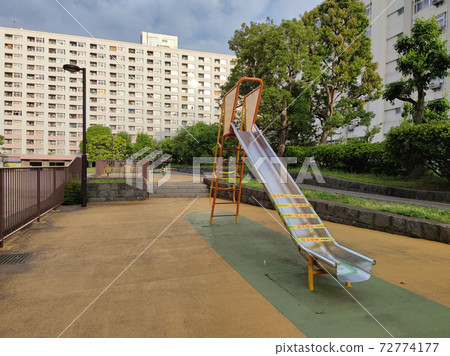 Banned park playground equipment (May 2020) 72774177