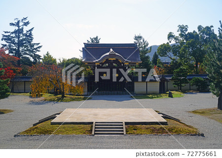 Daikakuji Temple Gate-9 72775661