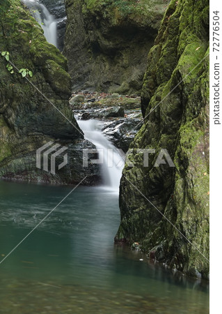 天皇谷湯淵的香川Man野町 天皇谷湯淵的香川Man野町 72776504