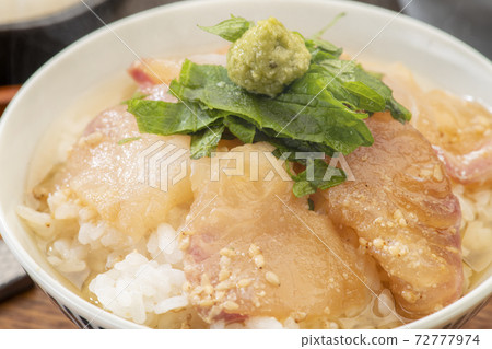 Sea bream charippers Sea bream charippers 72777974