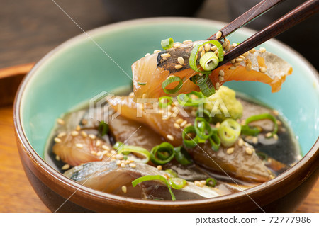 Horse mackerel Ryukyu [Oita's local cuisine] 72777986
