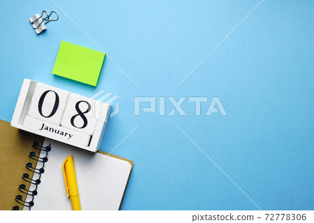 eighth day of winter month calendar january with copy space 72778306