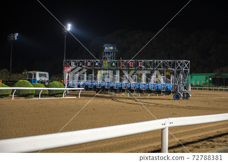 佐賀夜間賽馬 72788381