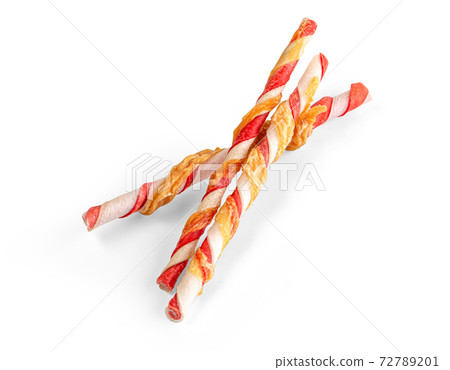 pet food isolated 72789201