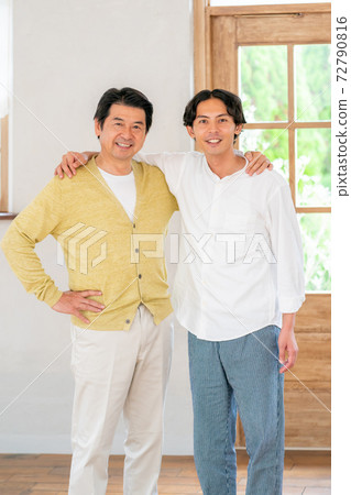 Good father and son 72790816