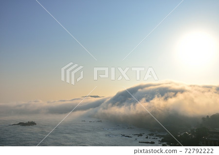 River fog on the Hiyoriyama coast 72792222