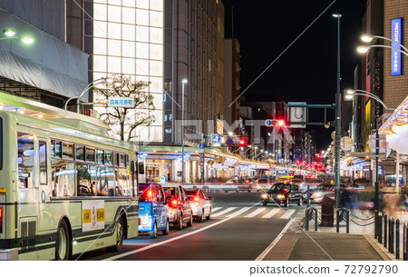 Kyoto Shijo Kawaramachi night view 72792790