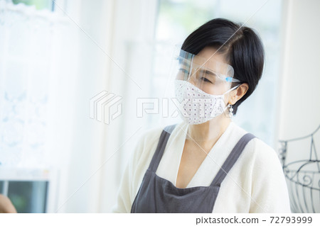 面罩文員 面罩文員 72793999