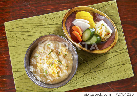 畢竟,鍋盤是一道雜菜。 畢竟,鍋盤是一道雜菜。 72794239