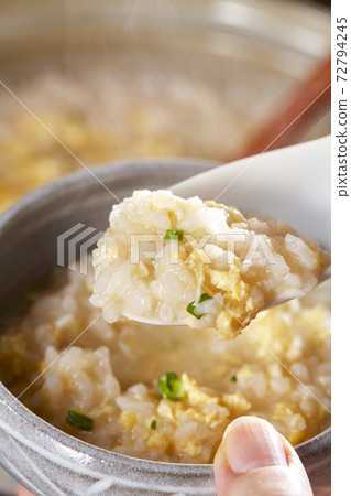 畢竟,鍋盤是一道雜菜。 畢竟,鍋盤是一道雜菜。 72794245