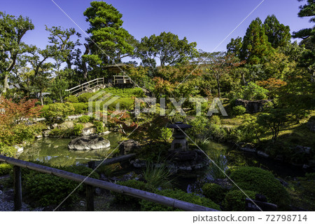 Yoshikien Garden, Nara City, Nara Prefecture 72798714
