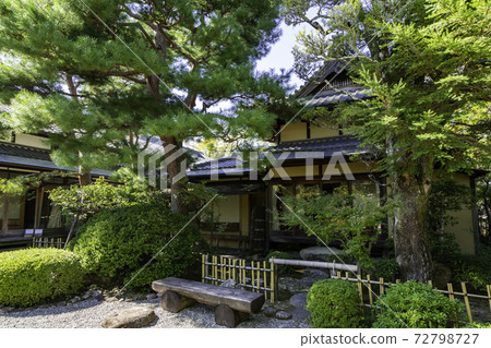 Yoshikien Garden, Nara City, Nara Prefecture 72798727