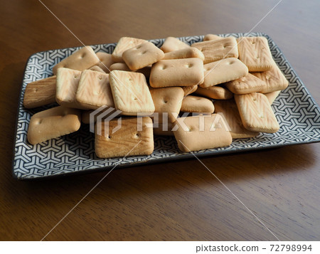 Barley biscuits, dry bread, emergency food 72798994