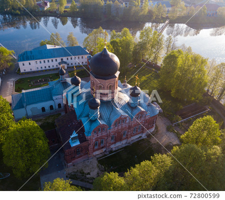 Pokrovsky Holy Vvedensky Island poustinia 72800599