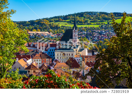 Historical centre of Cesky Krumlov with Cathedral Historical centre of Cesky Krumlov with Cathedral 72801919