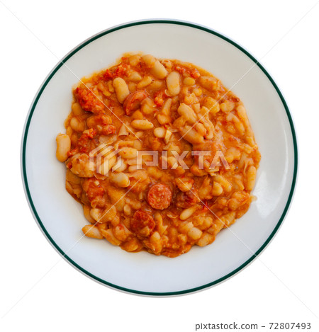 Appetizing braised beans with chorizo sausage pieces Appetizing braised beans with chorizo sausage pieces 72807493