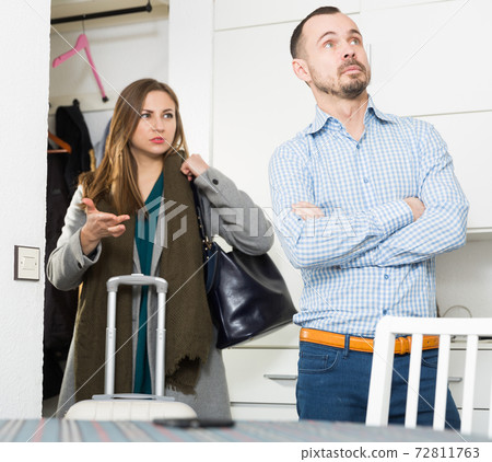 Business trip of wife Business trip of wife 72811763