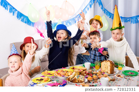children, birthday, party 72812331