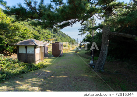 [Wakayama Prefecture] Tomogashima 72816344