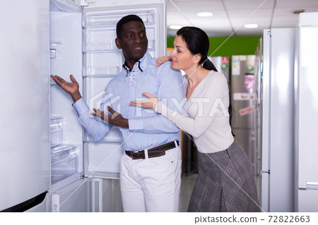 spouses chooses refrigerator spouses chooses refrigerator 72822663