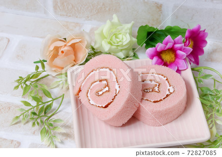 Pastry, swiss rolls, cakes, desserts, sweets, snacks, sweets, food, pink Pastry, swiss rolls, cakes, desserts, sweets, snacks, sweets, food, pink 72827085