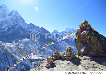 Nepal ・ Tarcho and Himalayan fluttering in the wind 72830223