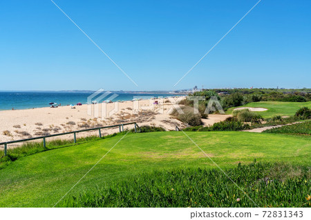 Resort luxury beaches, golf courses with palm trees, overlooking the sea for tourists to relax. Resort luxury beaches, golf courses with palm trees, overlooking the sea for tourists to relax. 72831343