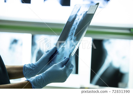 Operating room Operating room 72831390