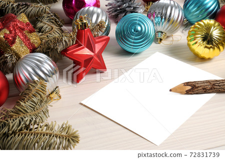 Christmas white wooden pattern with Christmas tree branches and toys Christmas white wooden pattern with Christmas tree branches and toys 72831739