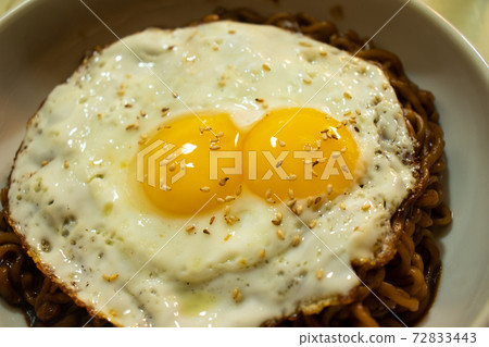 雙蛋煎蛋（煎） 72833443