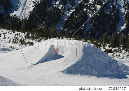 Snowboarding jump ramp 72834937