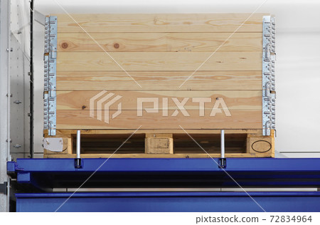 Crate pallet 72834964